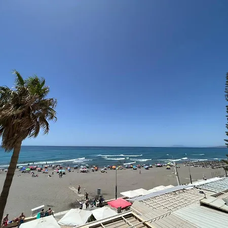 Beachfront 75 Apartment