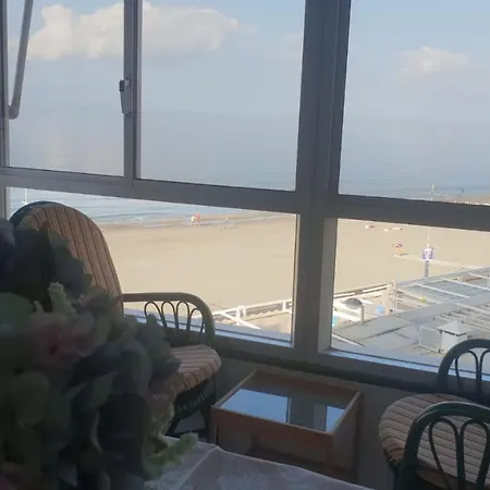 Beachfront 75 Torrox